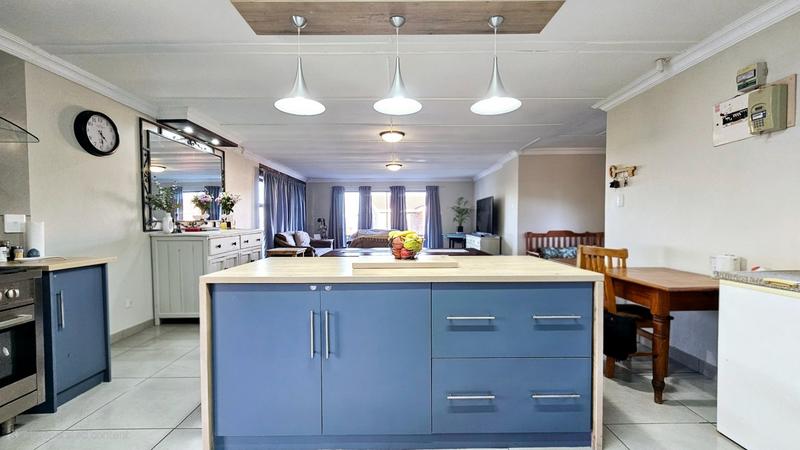 3 Bedroom Property for Sale in Dana Bay Western Cape